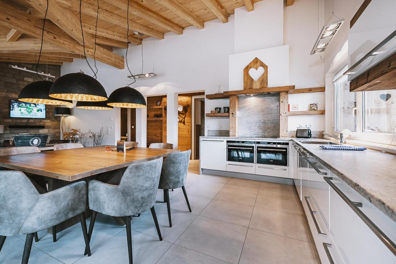 Avenida Mountain Lodges 卡普伦 外观 照片